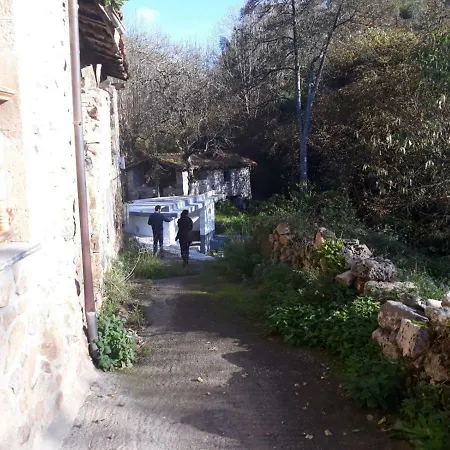 בית נופש La Casita Del Violi Llenín